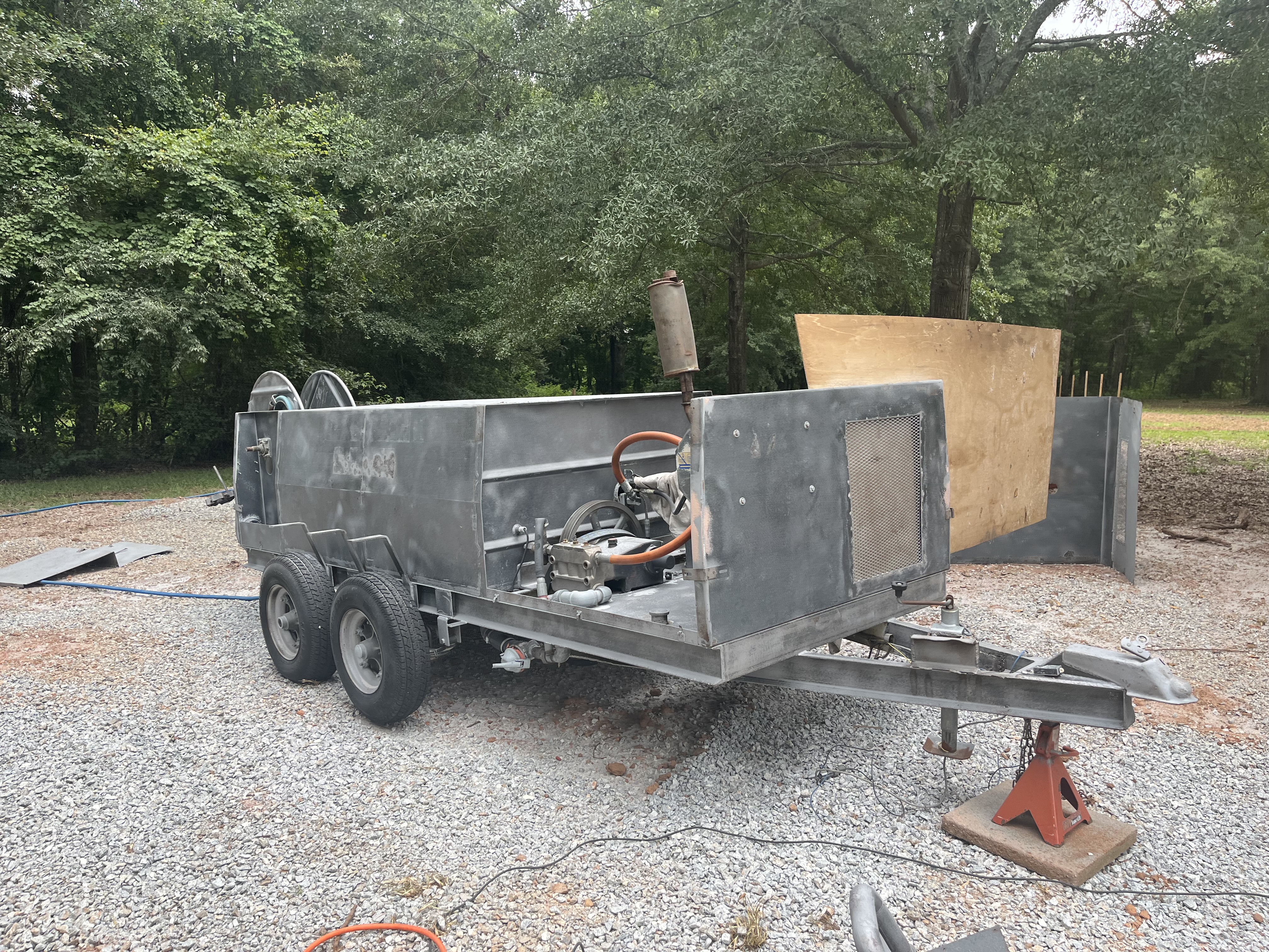 What to Expect When You Hire a Mobile Blasting Crew